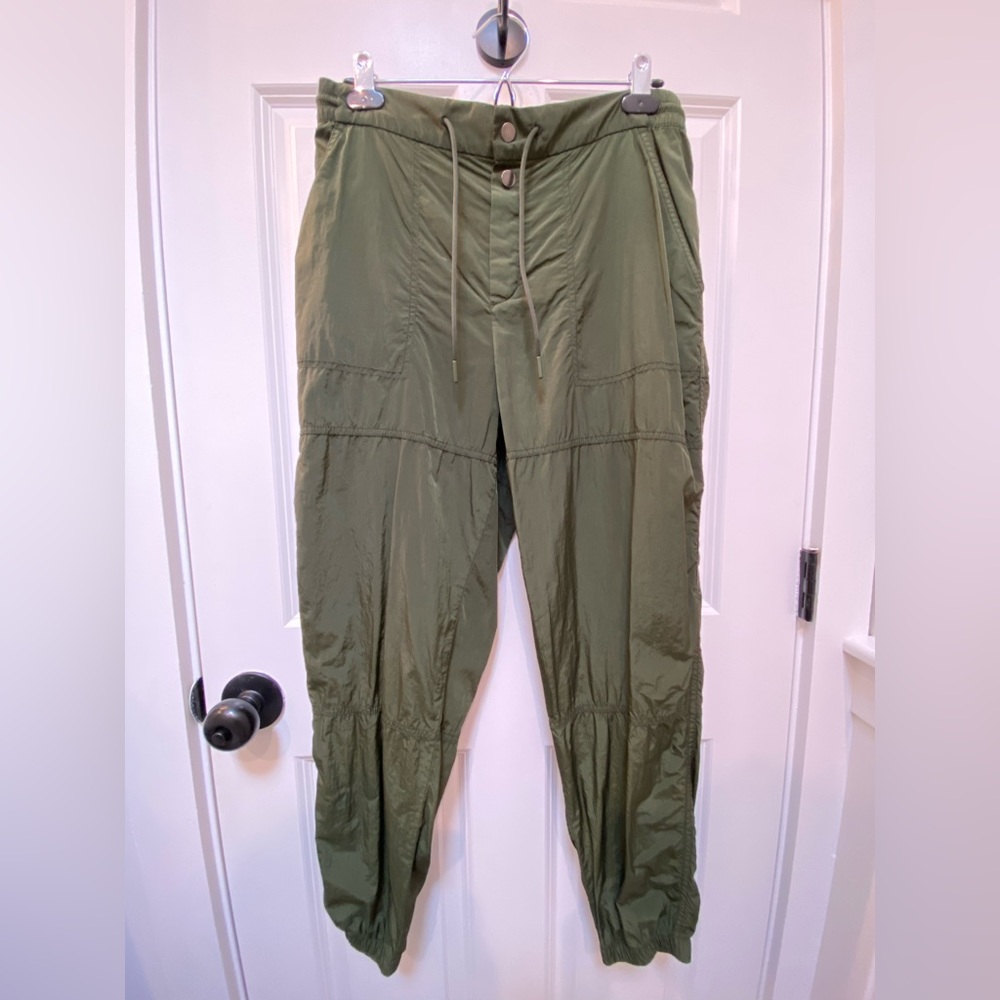 Athleta expedition jogger size 6
